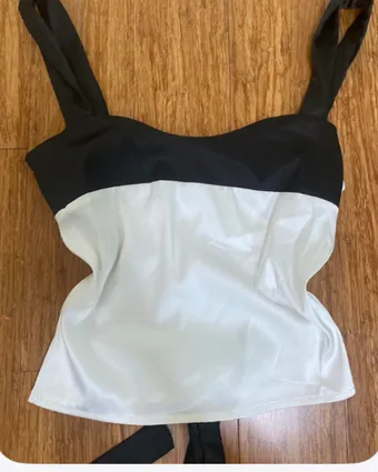 The same top found on Depop for six dollars